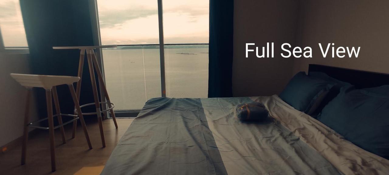 Infinite Seaview With Penang Bridge Suite With Sunrise Up To 11 Person Bayan Lepas Exteriör bild