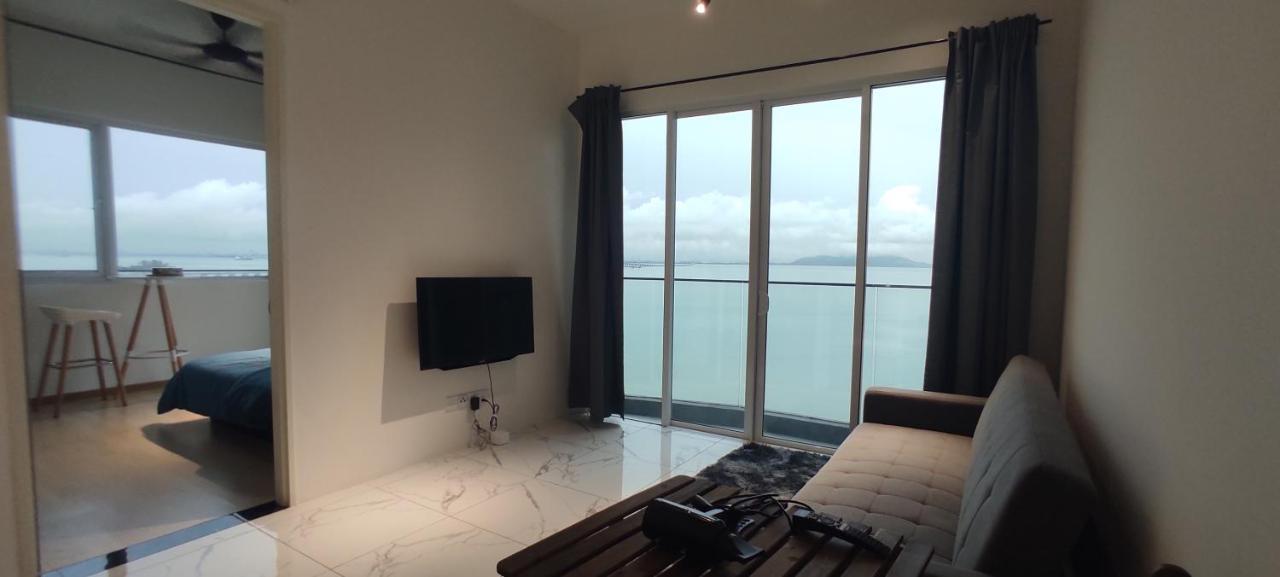 Infinite Seaview With Penang Bridge Suite With Sunrise Up To 11 Person Bayan Lepas Exteriör bild