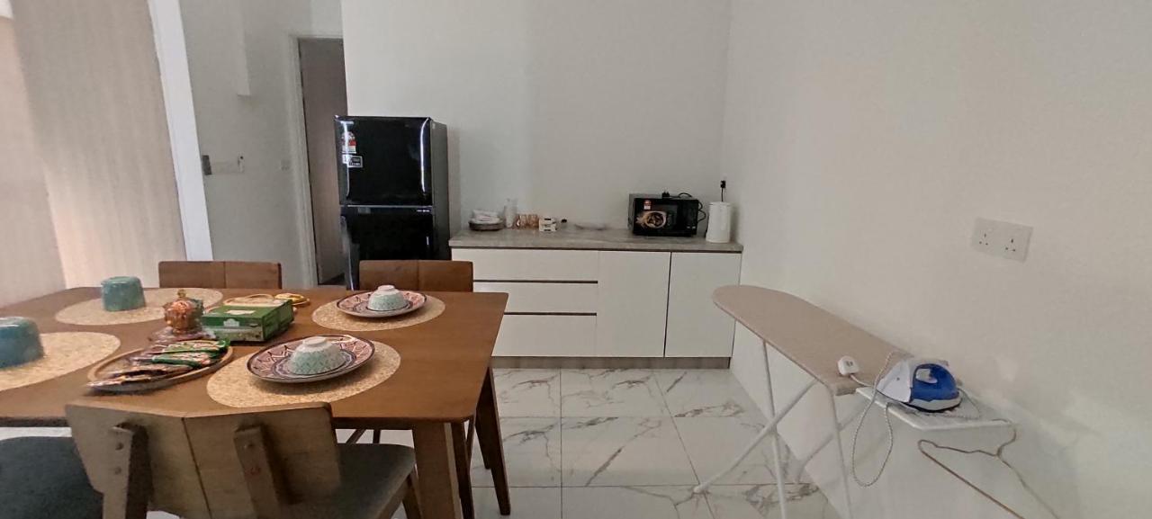 Infinite Seaview With Penang Bridge Suite With Sunrise Up To 11 Person Bayan Lepas Exteriör bild