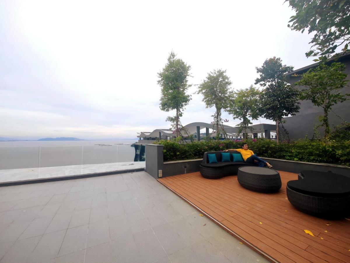 Infinite Seaview With Penang Bridge Suite With Sunrise Up To 11 Person Bayan Lepas Exteriör bild